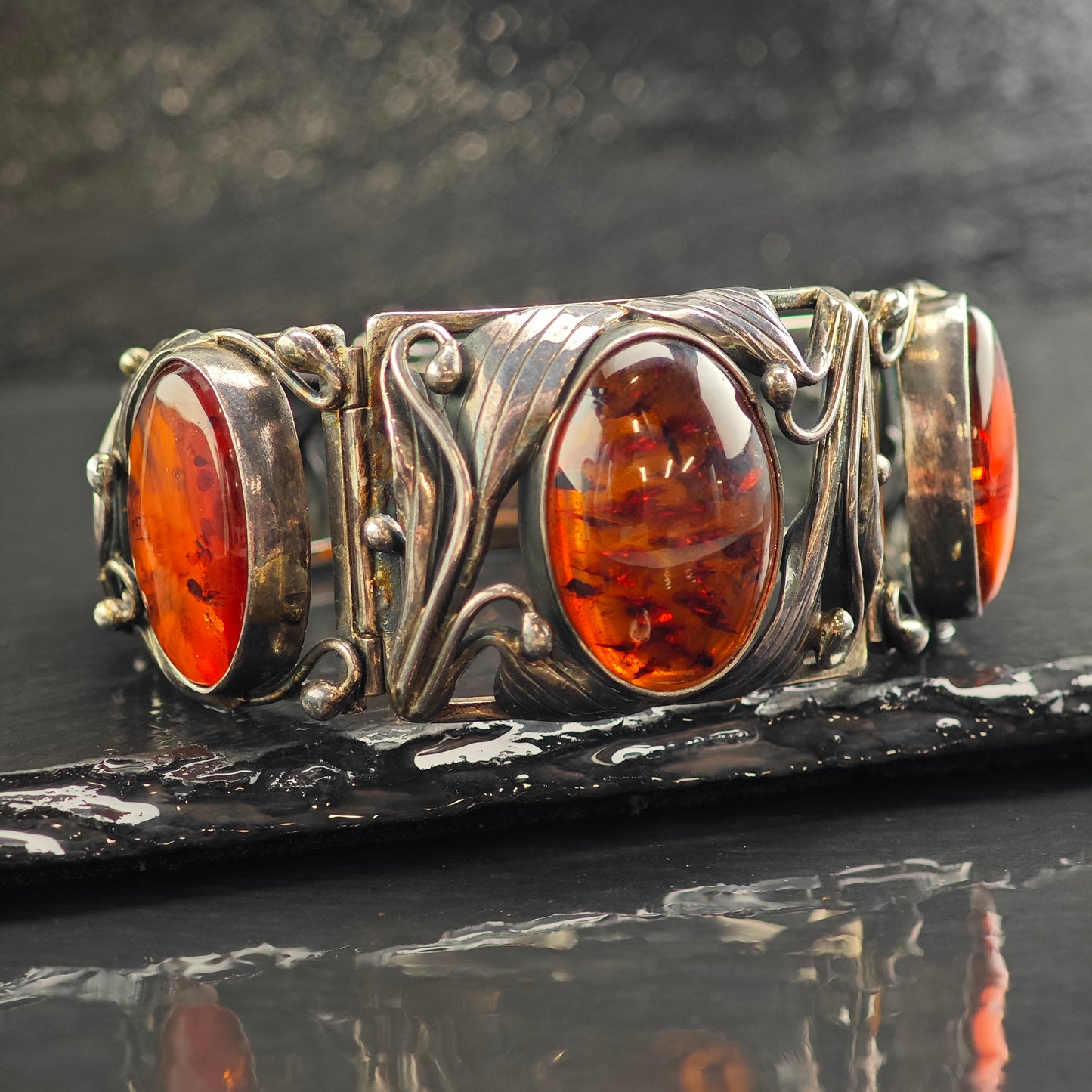 Vintage Som's Amber Leaf Sterling Silver Link 6 1/2" BR3072