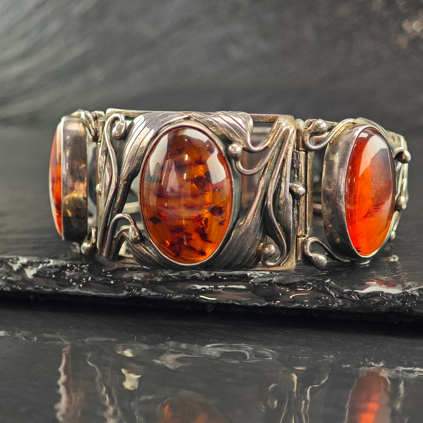 Vintage Som's Amber Leaf Sterling Silver Link 6 1/2" BR3072