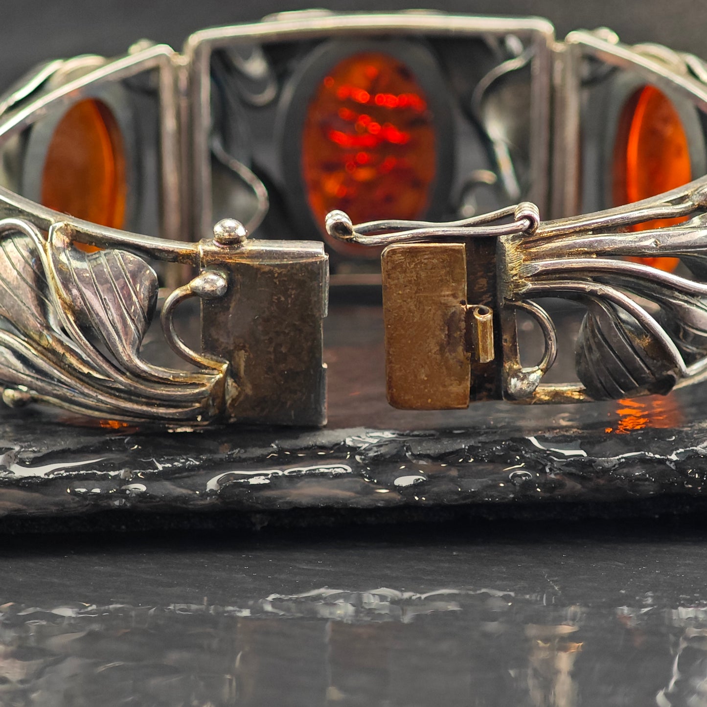 Vintage Som's Amber Leaf Sterling Silver Link 6 1/2" BR3072