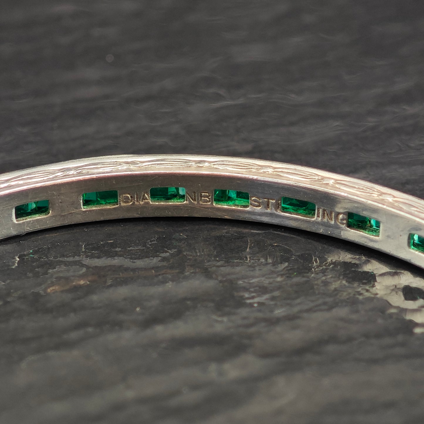 AS IS Art Deco Green Paste Sterling Silver Bangle Bracelet 7 3/4" BR3083