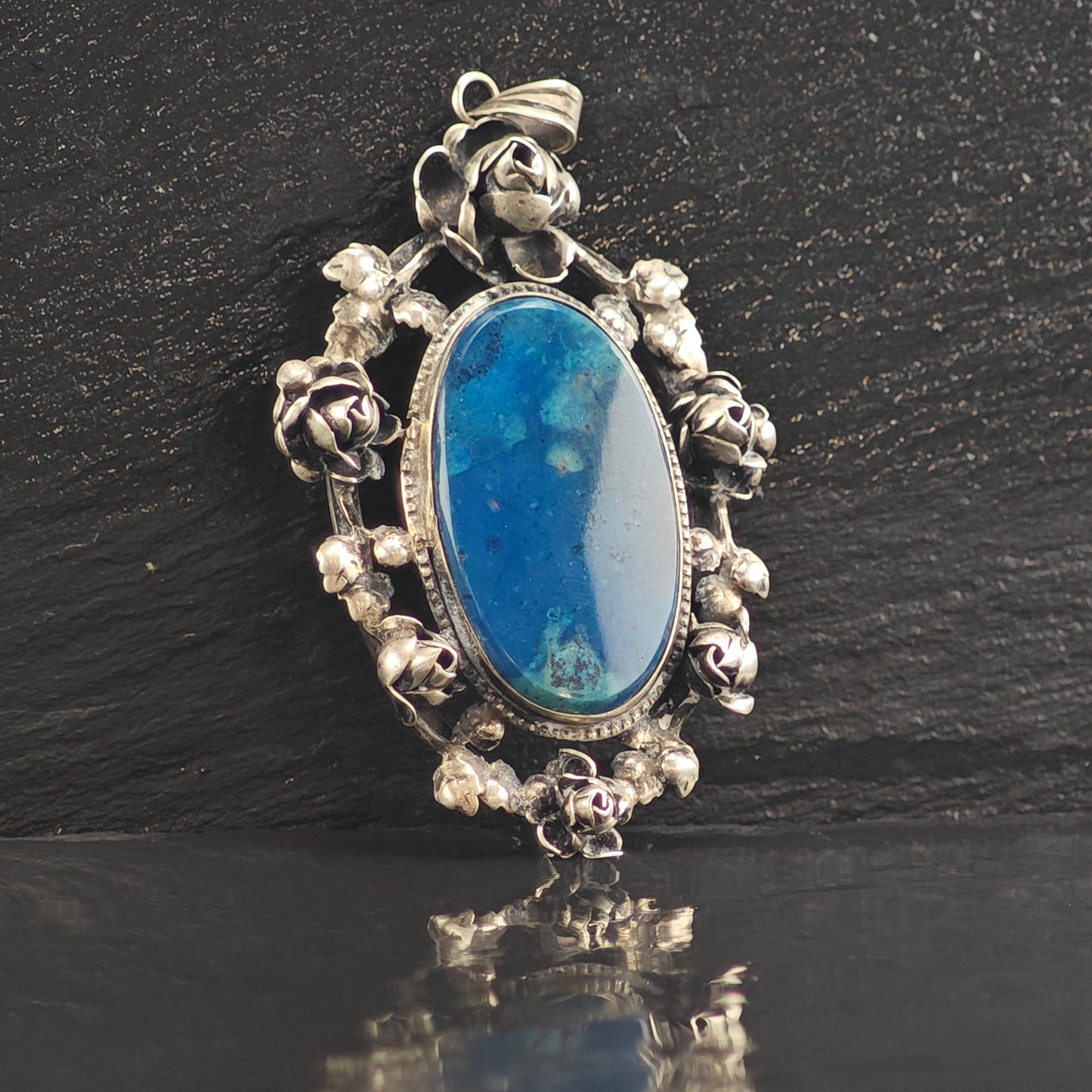 Vintage Germany Oval Sterling Silver Pendant  P2995