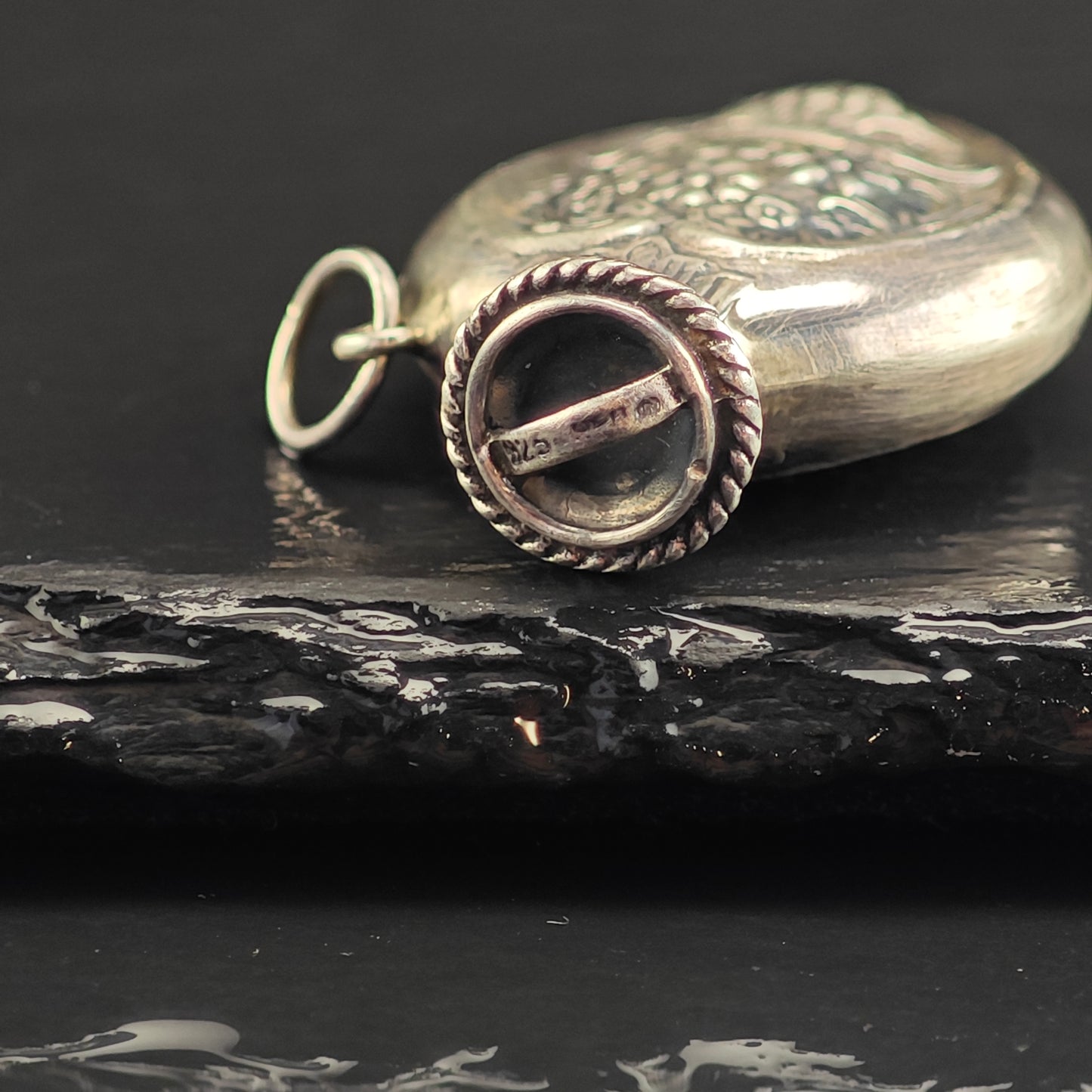Antique Flower Vase Design Purfume Bottle Sterling Silver Pendant P3002