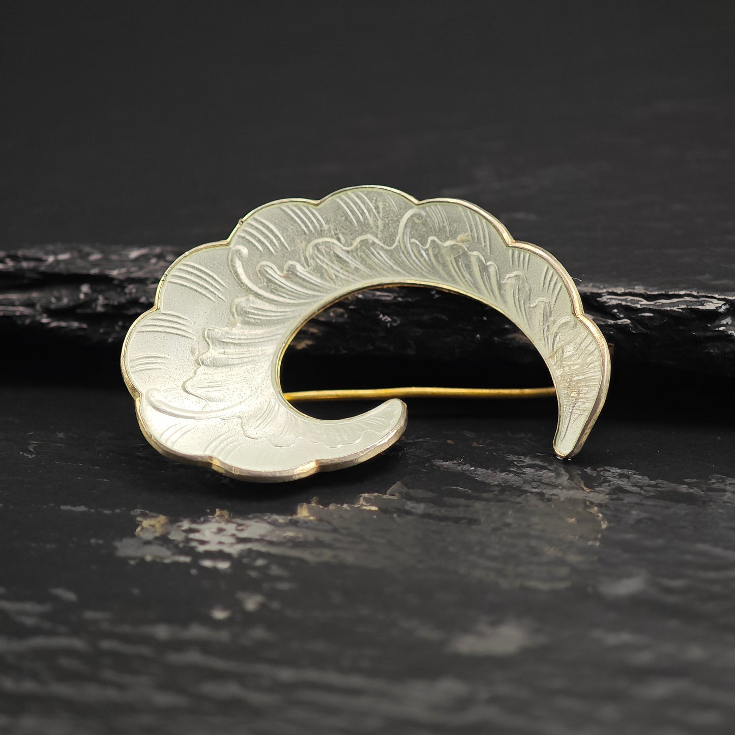 Norway, White Enamel Swirl Sterling Silver Brooch B2204