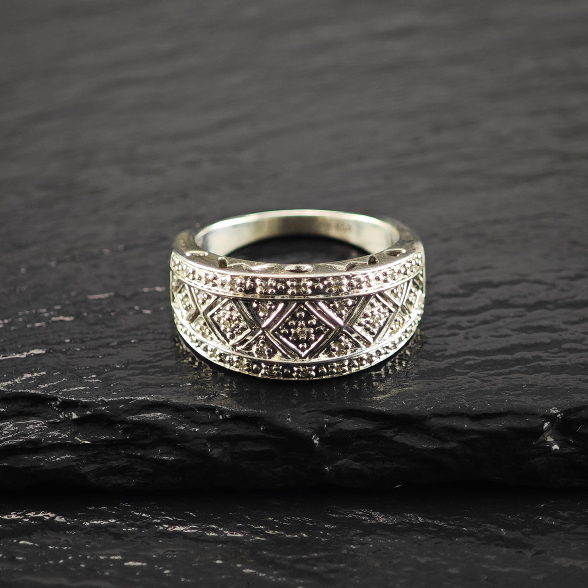 Diamond Mom Cut Out Band Sterling Silver Ring Sz 7R6845