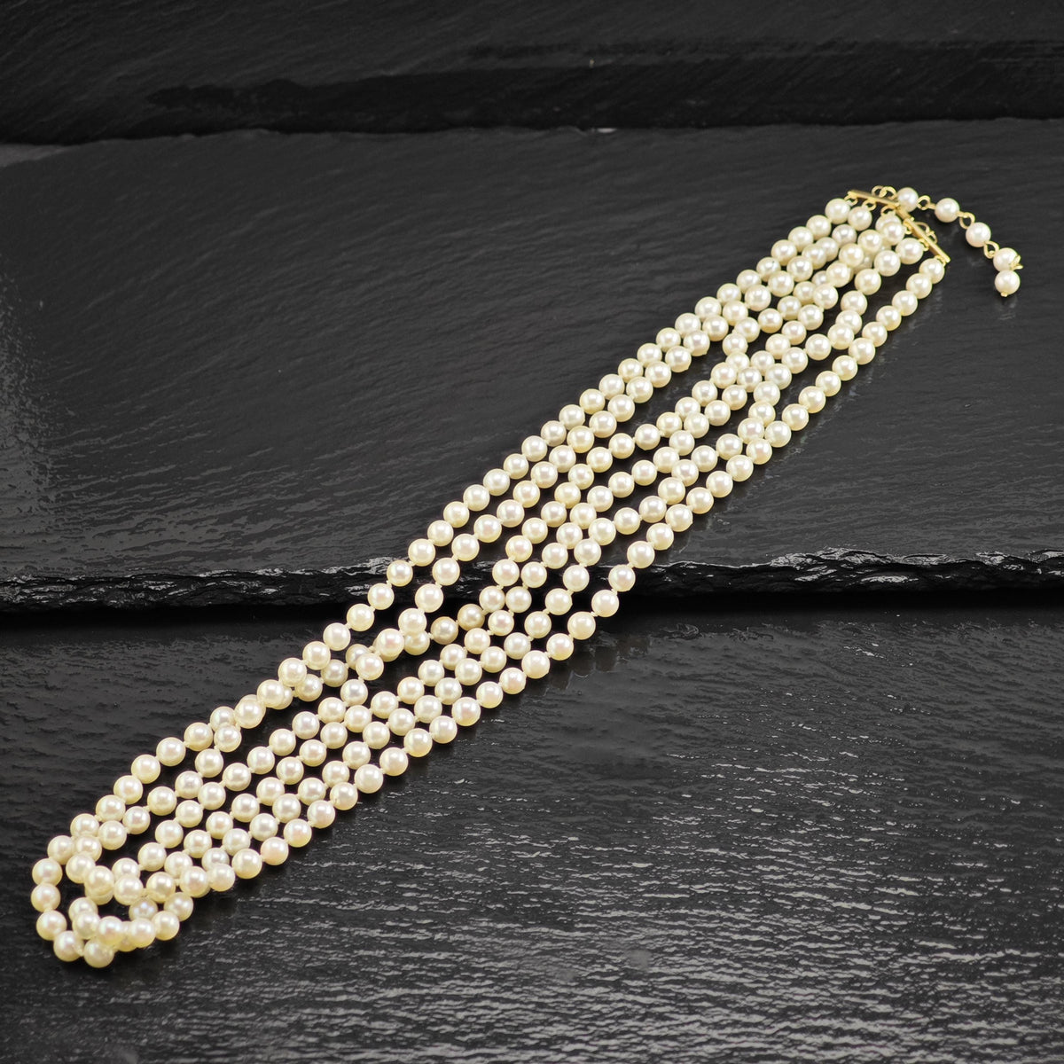 5mm White Pearl Tri-Strand 14K Gold Clasp Beaded Necklace N2776