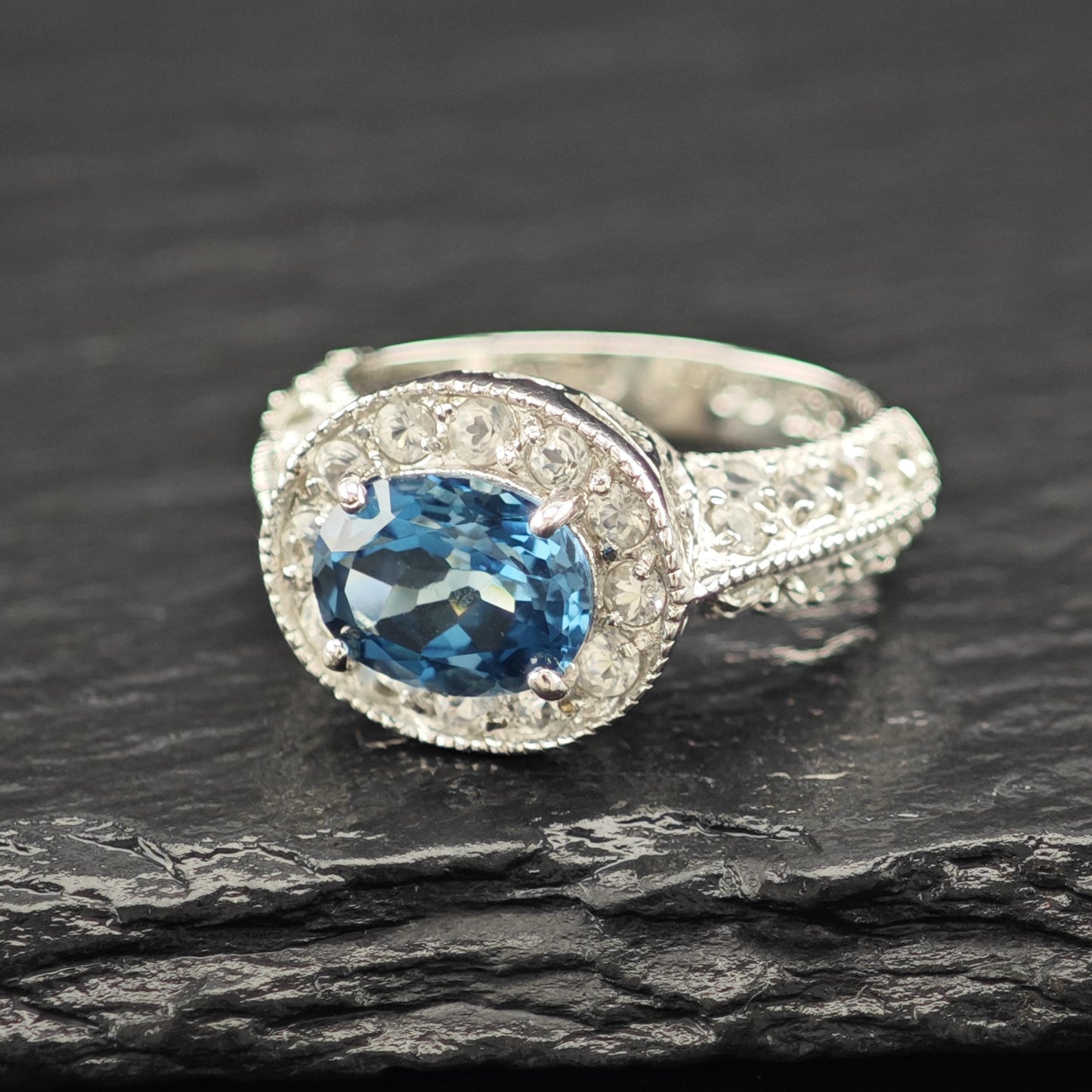 Lab London Blue Topaz Ring Sterling Silver Sz 7 1/2 R6124