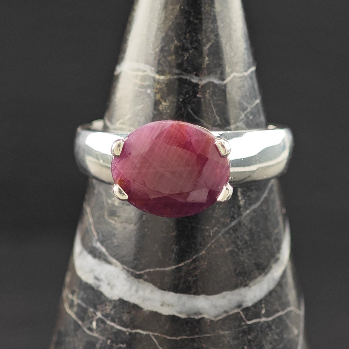 4ct Glass Filled Ruby Ring Sterling Silver Size 8 R6230