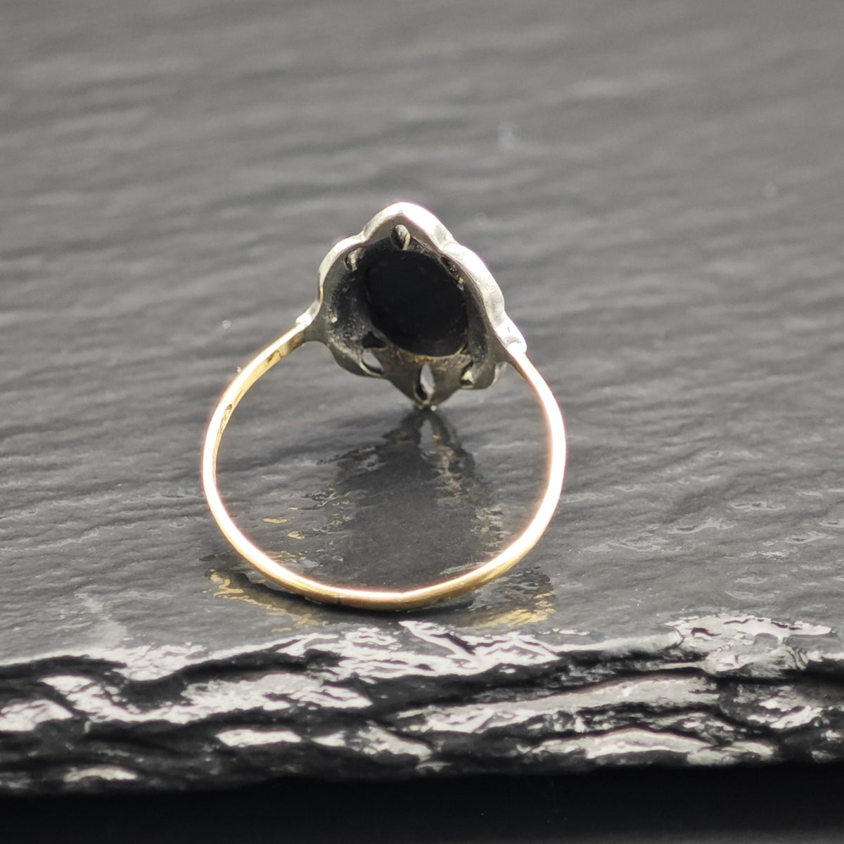 Art Nouveau Hematite Silver & 18K Gold Ring Sz 8 1/2 R6763