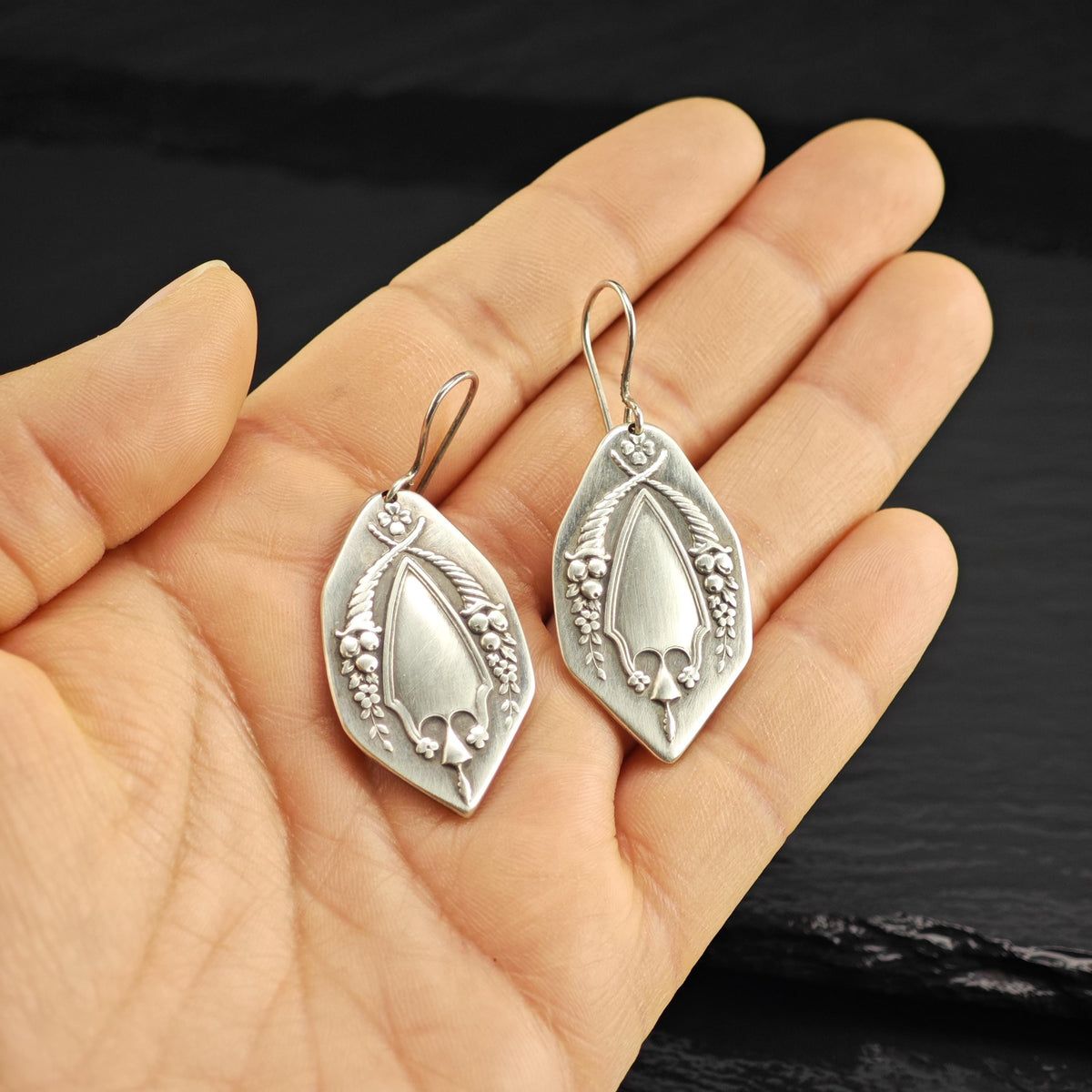 Art Nouveau Sterling Silver Dangle Earrings ER3204
