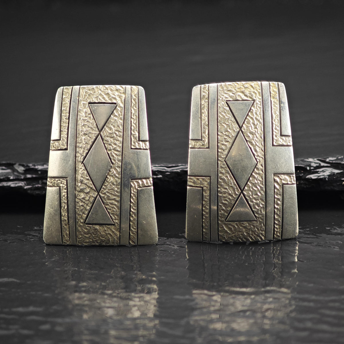 Vintage Navajo, Native American Geometric Sterling Silver Clip On Earrings ER3203