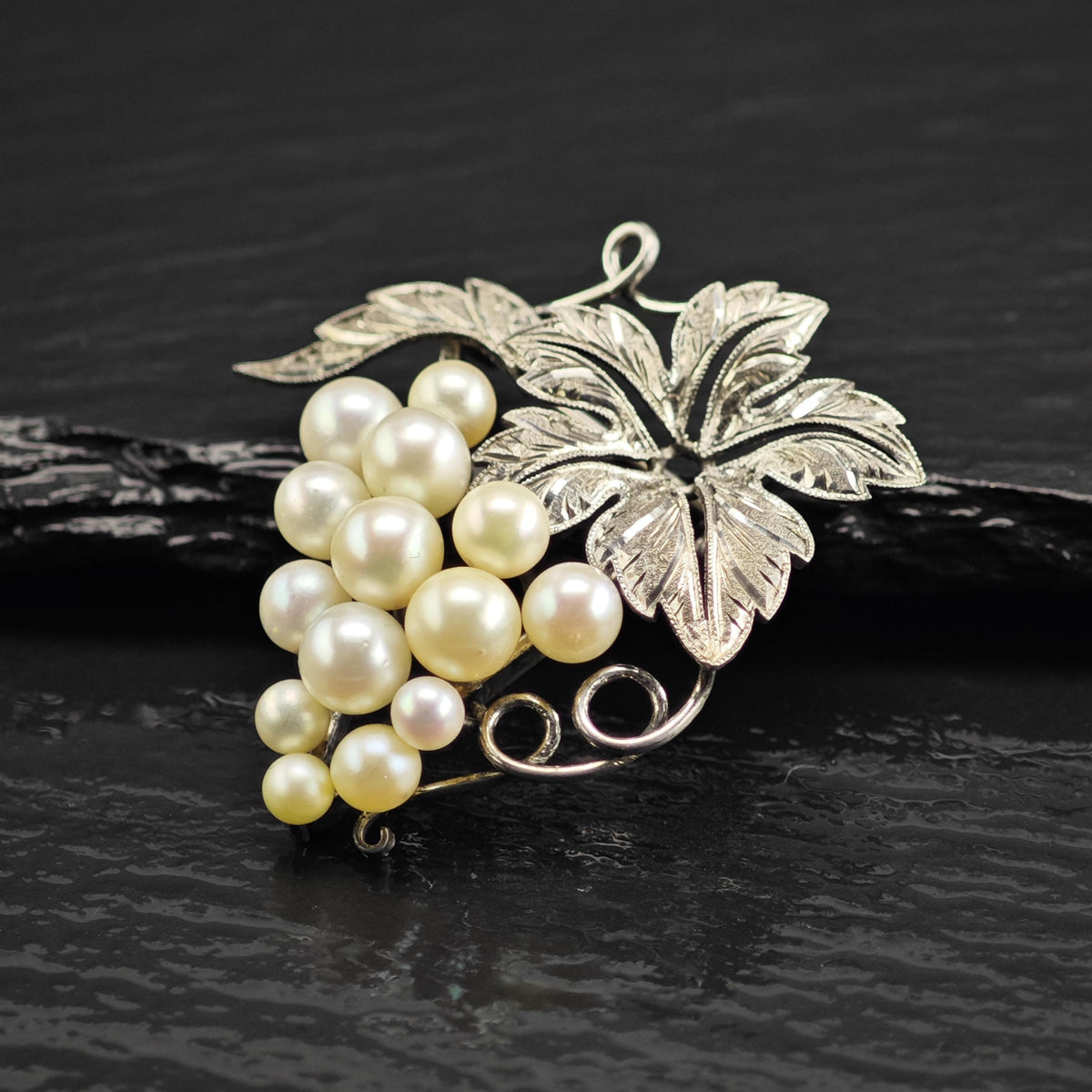 Japan Akoya Cultured Pearls, Grape Vine Sterling Silver Brooch B2260