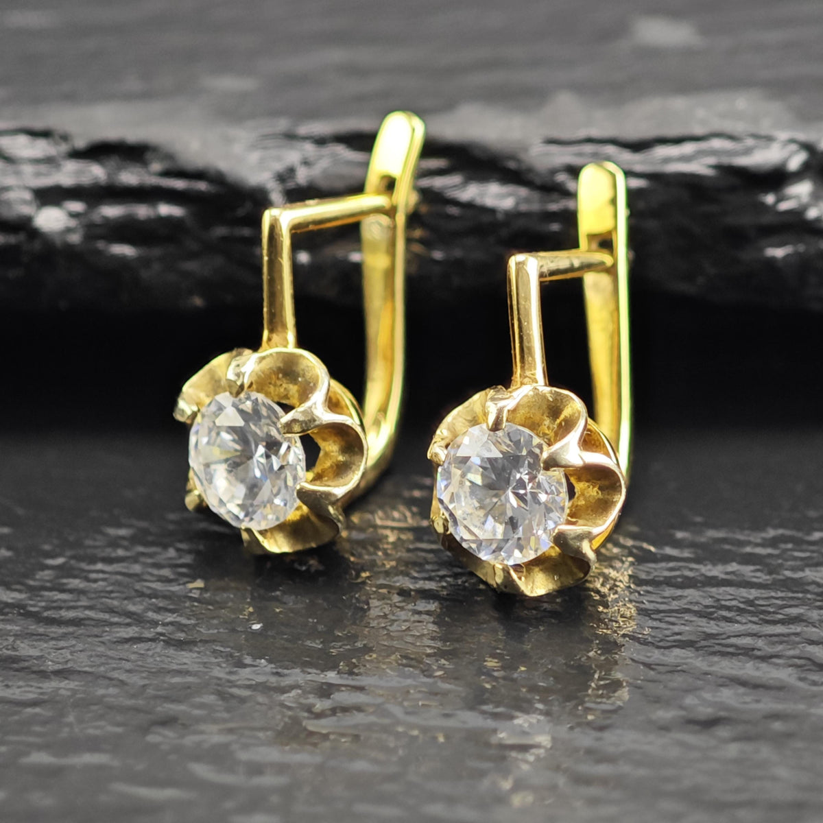 CZ Buttercup 14K Gold Lever Back Earrings ER3222