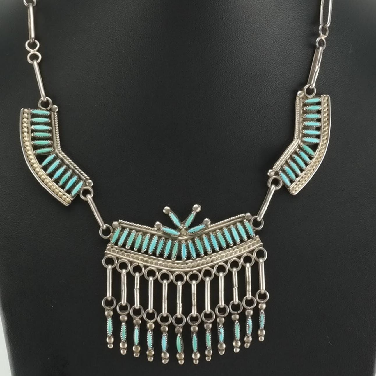 Vintage Zuni Sterling Silver Blue Needlepoint Turquoise Necklace