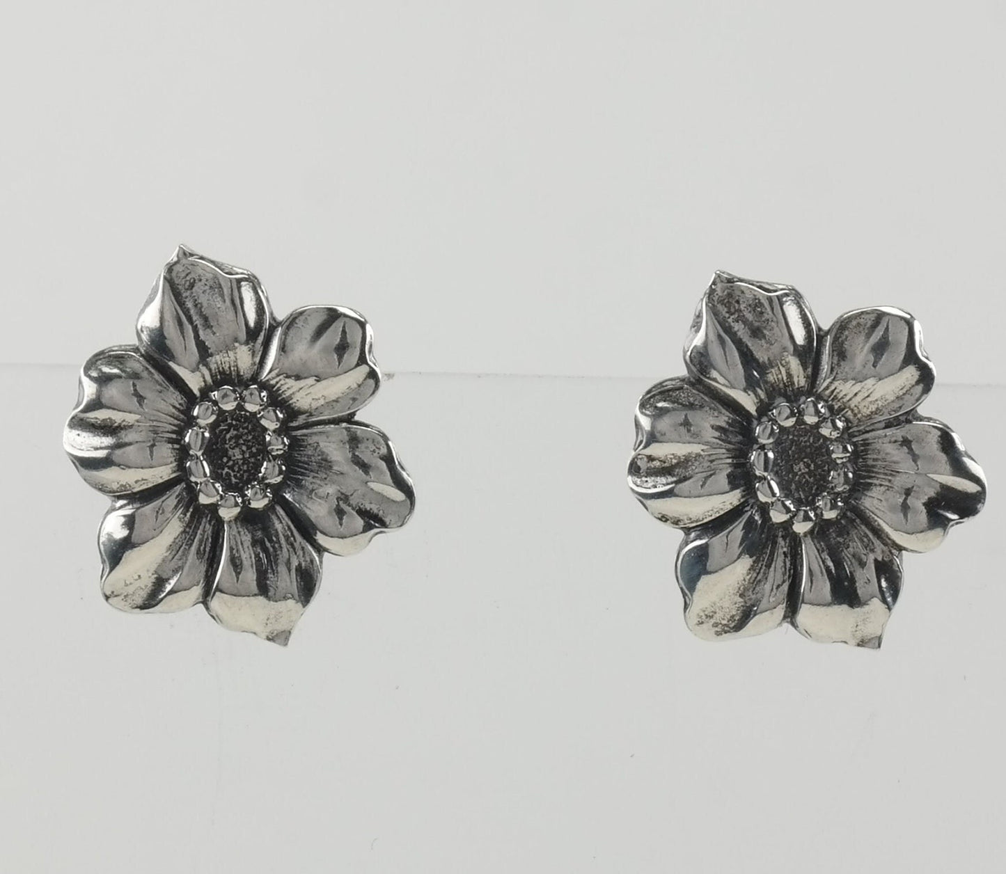 Art Nouveau Silver Flower Earrings Screw Back Clip-On