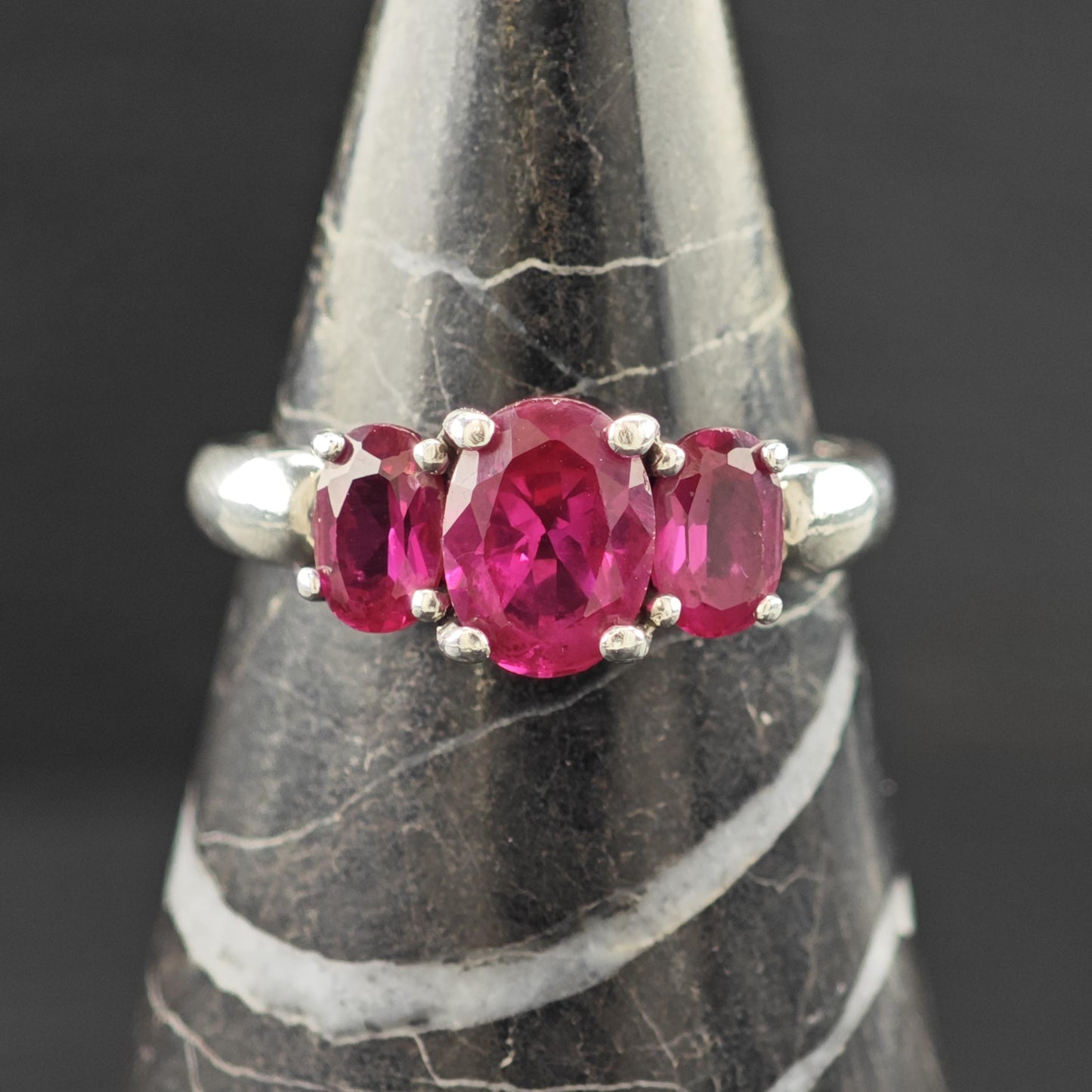 Pink Sapphire 3 Stone Ring Sterling Silver Sz 8 R6190