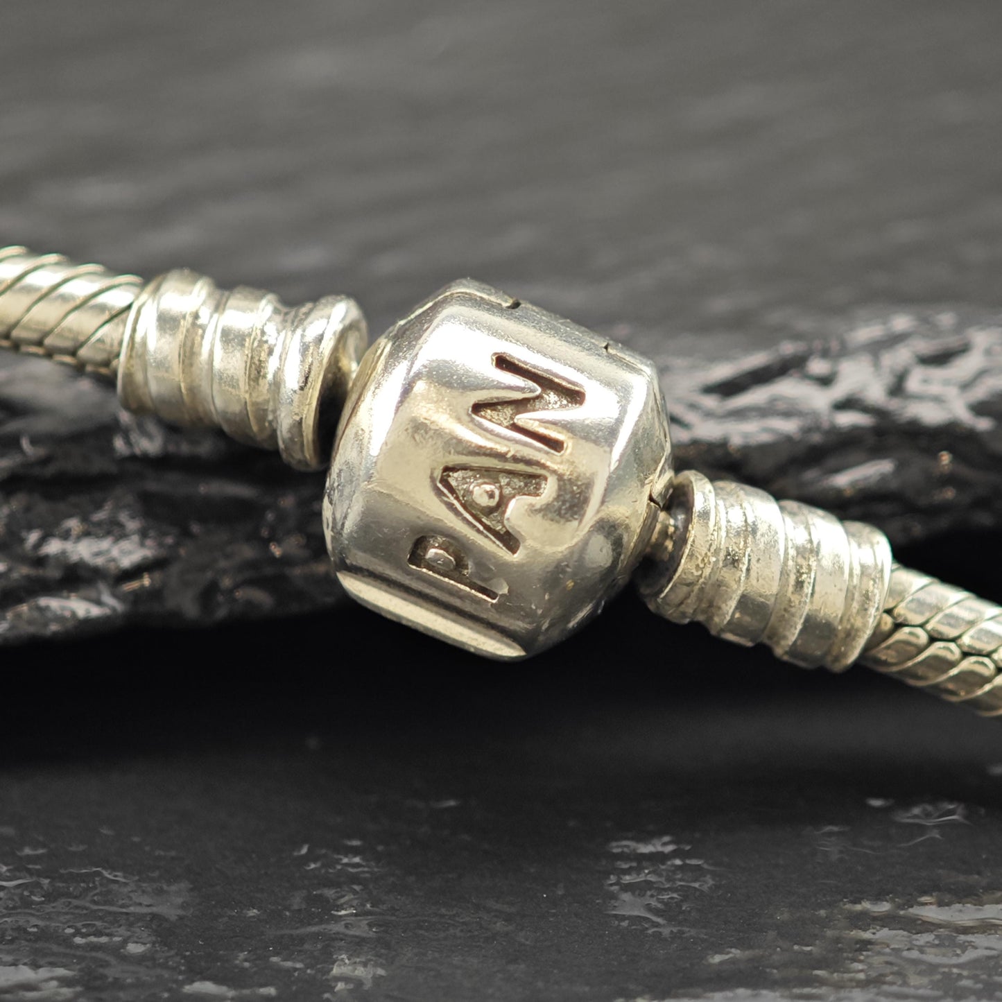 Vintage Pandora Bracelet Sterling Silver 9" BR3034