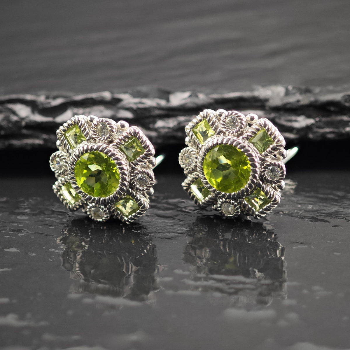 Vintage Judith Ripka Peridot Green CZ Stud Sterling Silver Earrings ER3235
