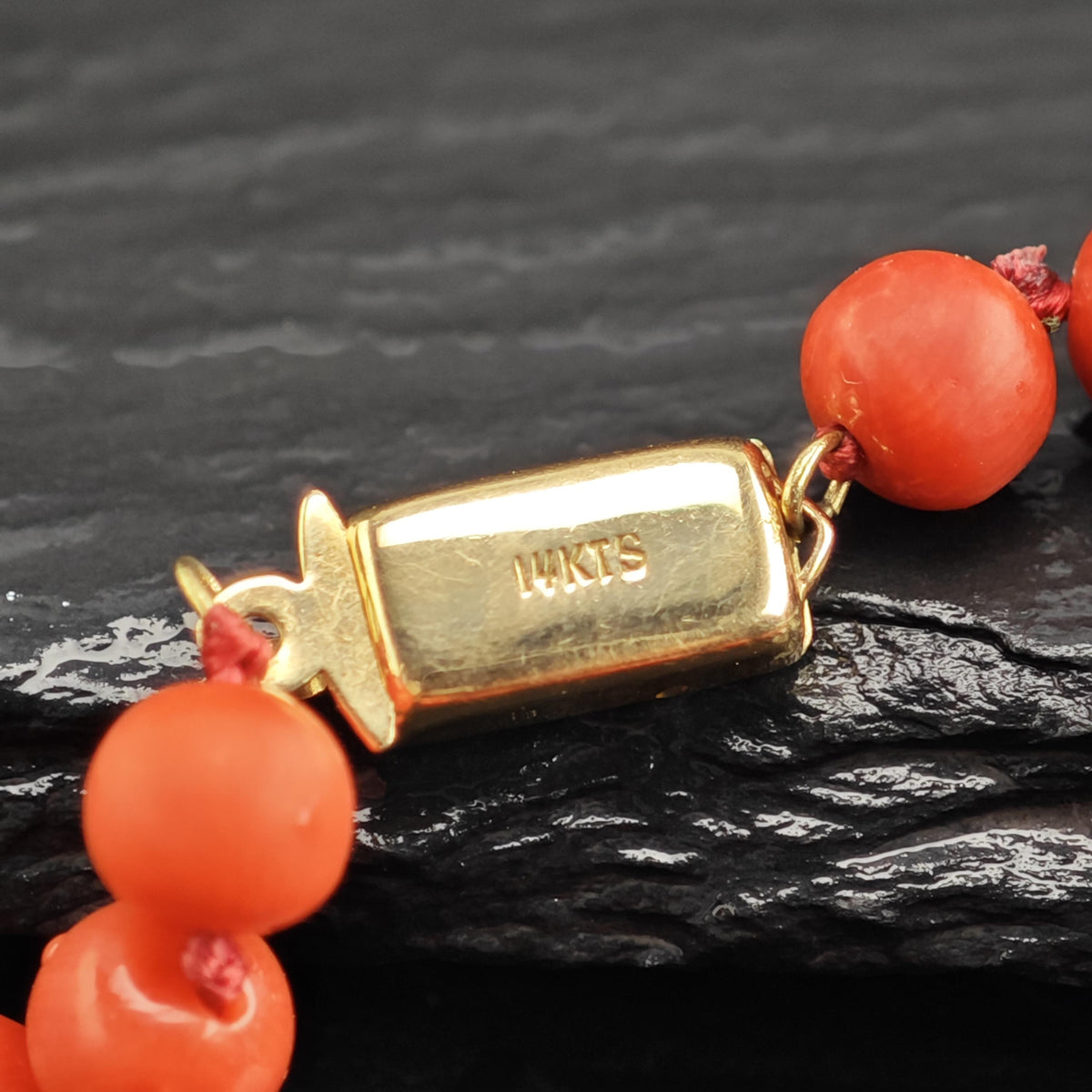Coral Beads 14K Gold Clasp Beaded Necklace N2775