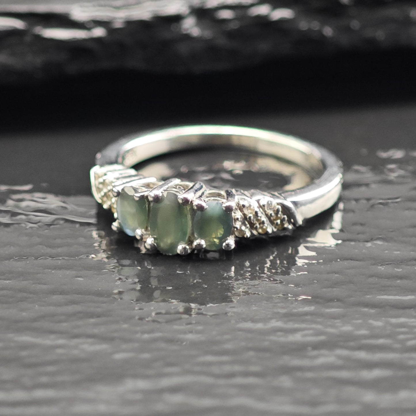 Natural Alexandrite Three Stone Band Sterling Silver Ring Sz 6 R6714