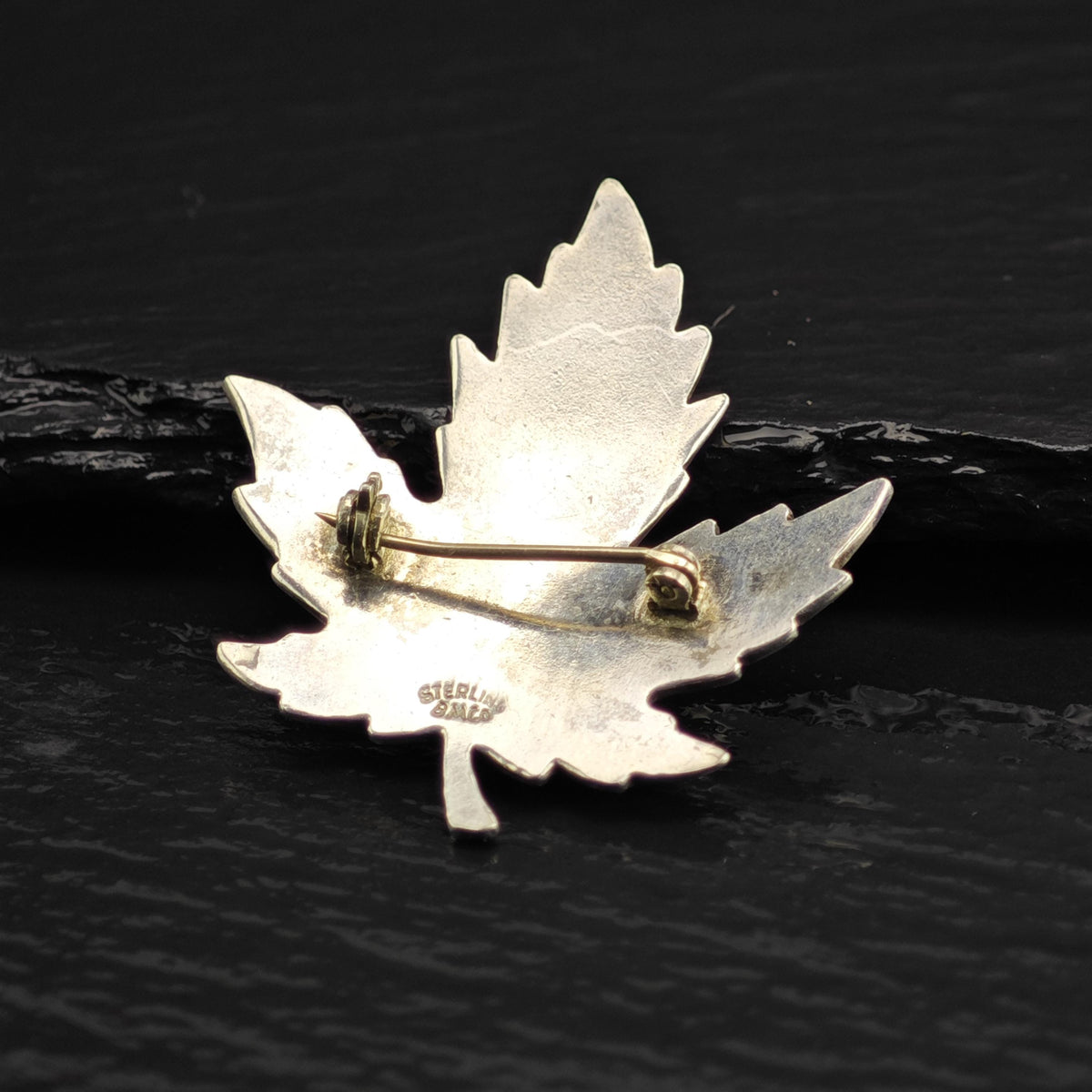BMCo Enamel Maple Leaf Sterling Silver Brooch B2238