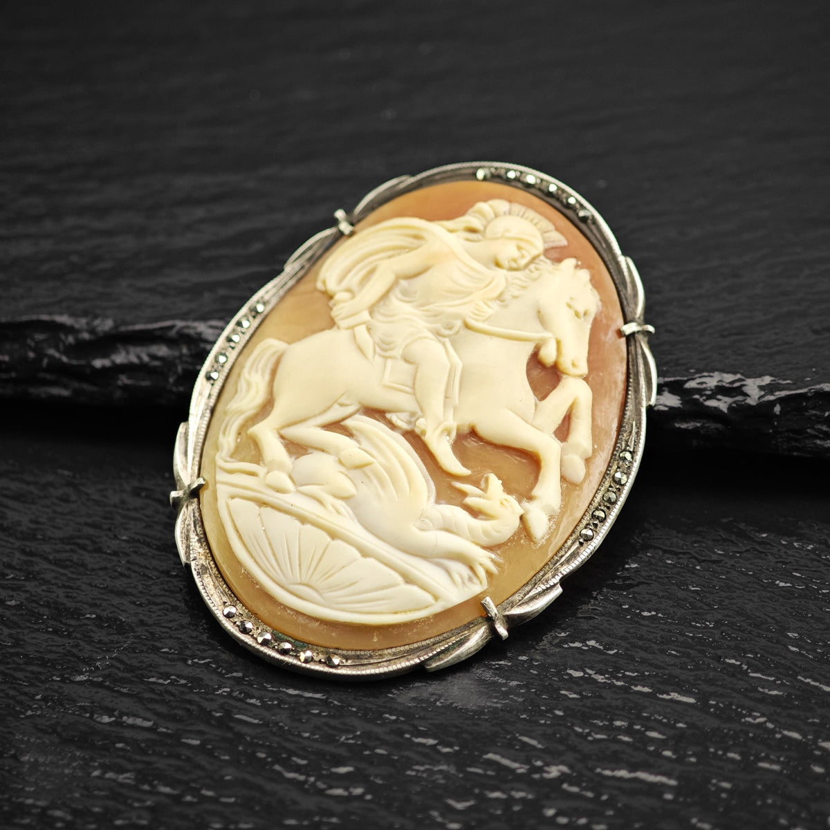 Knight Slaying Dragon Cameo 800 Silver Pendant P3124