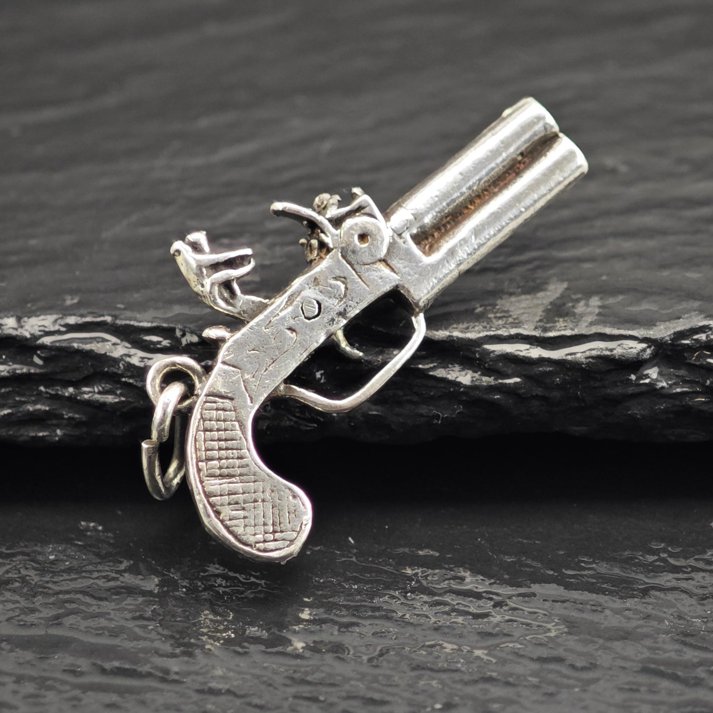 Flintlock Pendant Sterling Silver P3082