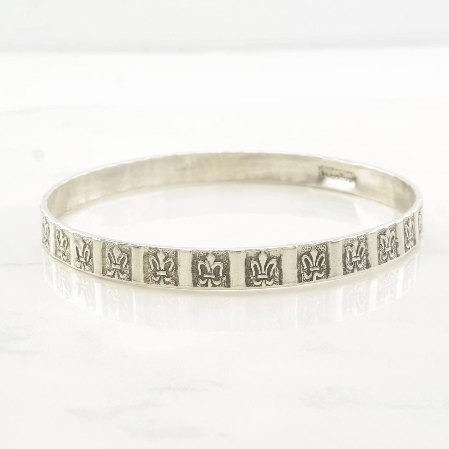 Danecraft Sterling Silver Bangle Bracelet Fleur De Lis