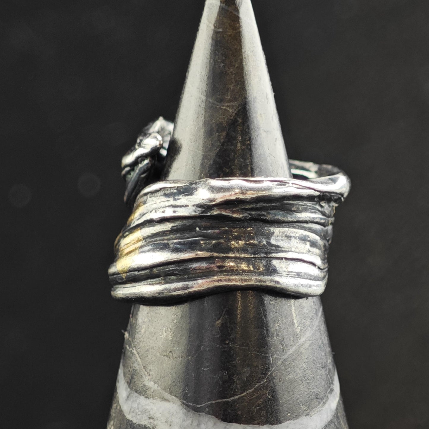Unique Studio Artist Gold Accent Bypass Sterling silver Ring Sz 6.5 R6558