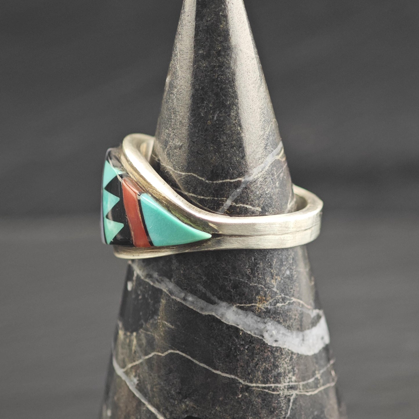 Vintage Zuni Multistone Inlay Band Sterling Silver Ring Sz 7 1/2 R6664