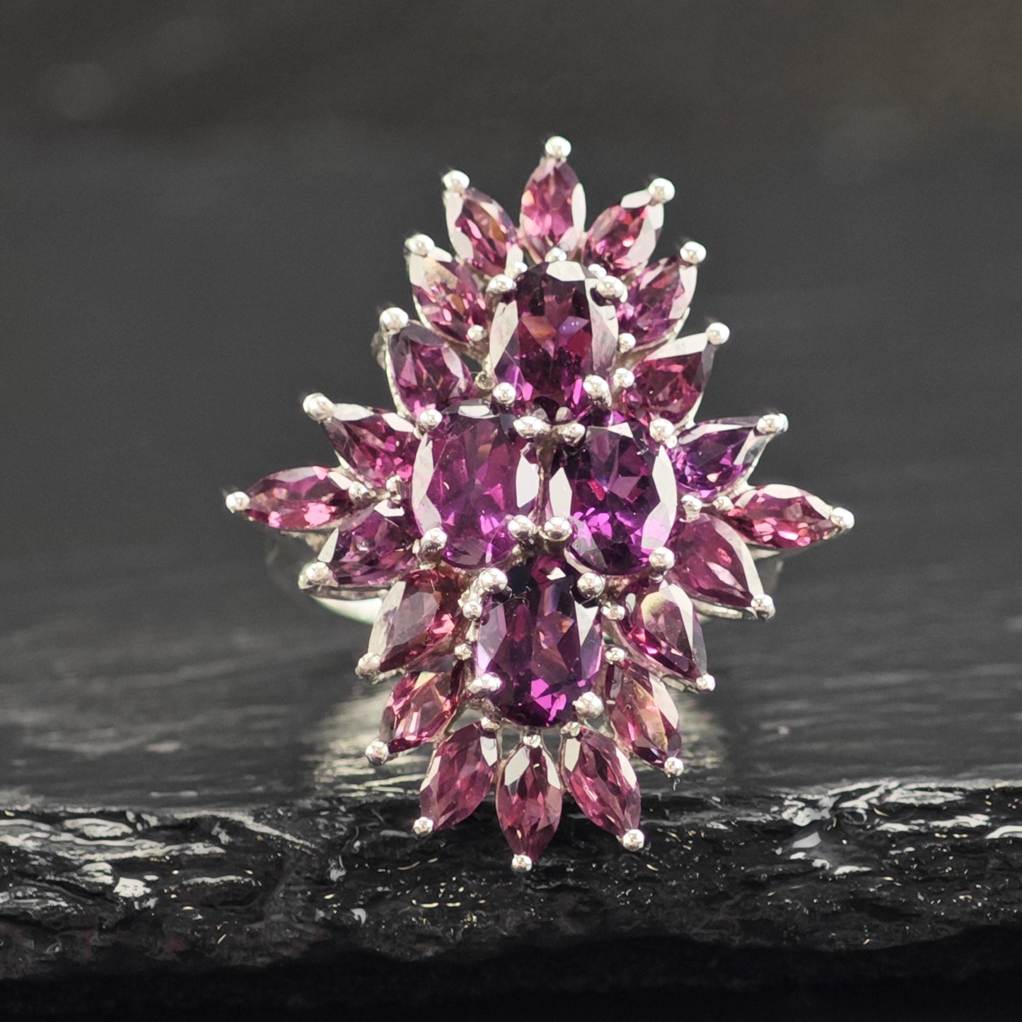 Garnet Cluster Sterling Silver Ring Sz 8 1/4 R6590