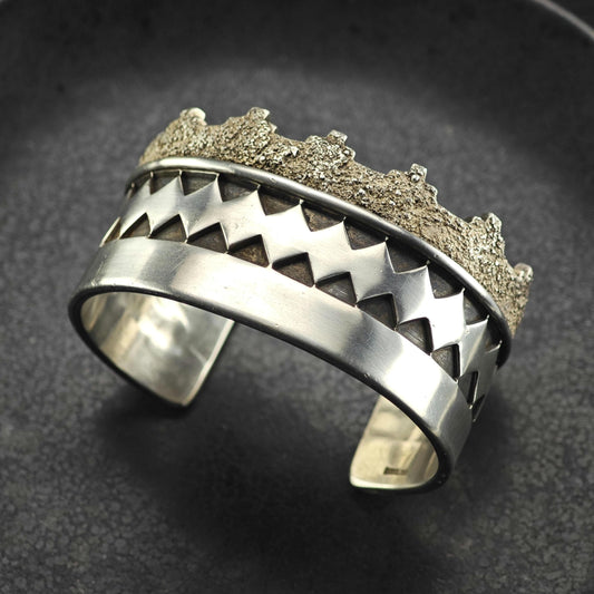 Santo Domingo Overlay Tufa Cast Sterling Silver Cuff Bracelet Sz 6 1/4" BR3186