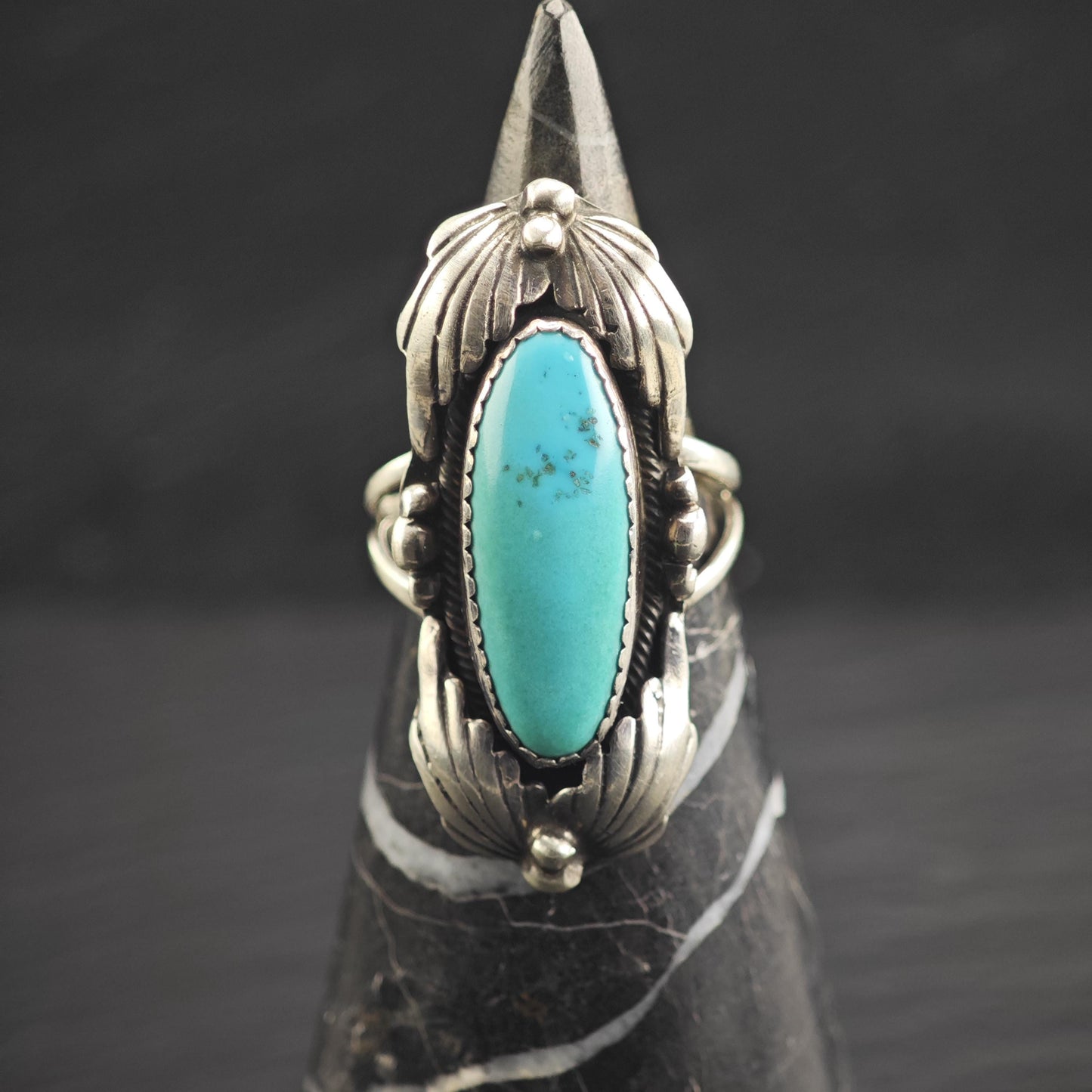 Oval Turquoise Feather Detail Sterling Silver Ring Sz 7 R6653