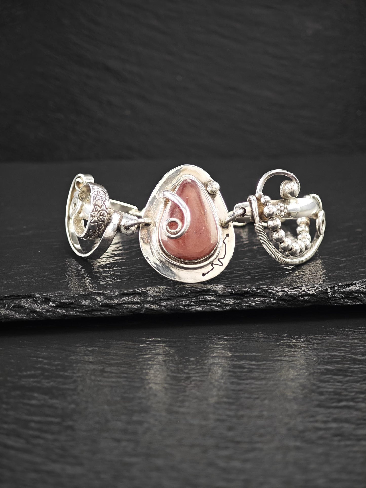 Victor Yurivilca, Teardrop Bracelet Sterling Silver