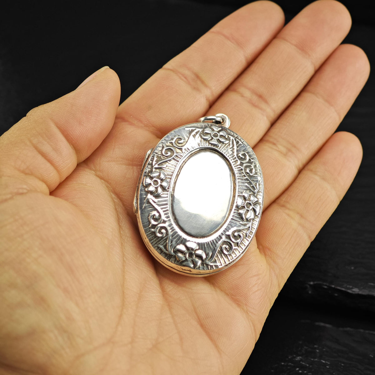Art Nouveau Style Sterling Silver Locket Pendant P3093