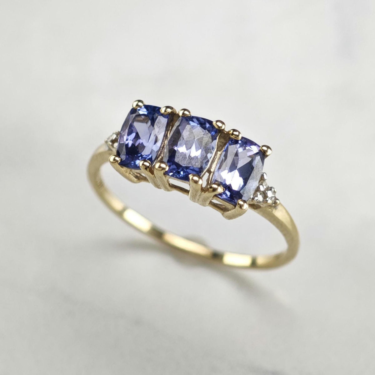 Tanzanite & Diamond 10K Gold Ring Sz 8 R6778