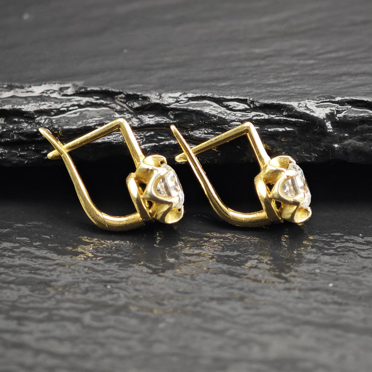 CZ Buttercup 14K Gold Lever Back Earrings ER3222