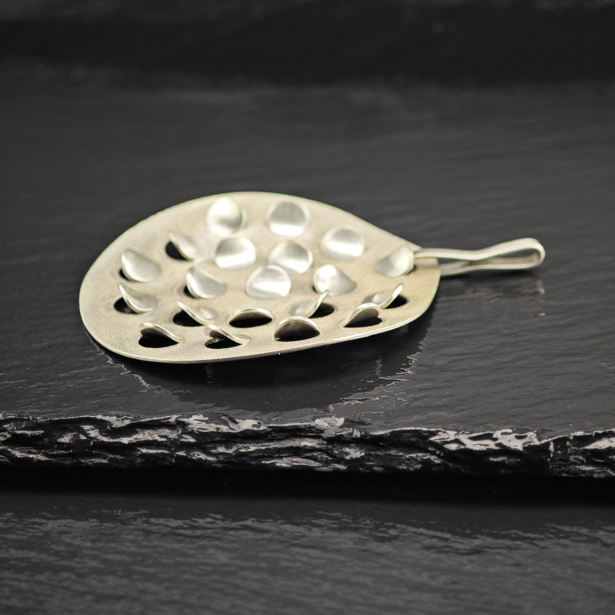 Modernist Circular Sterling Silver Pendant P3118
