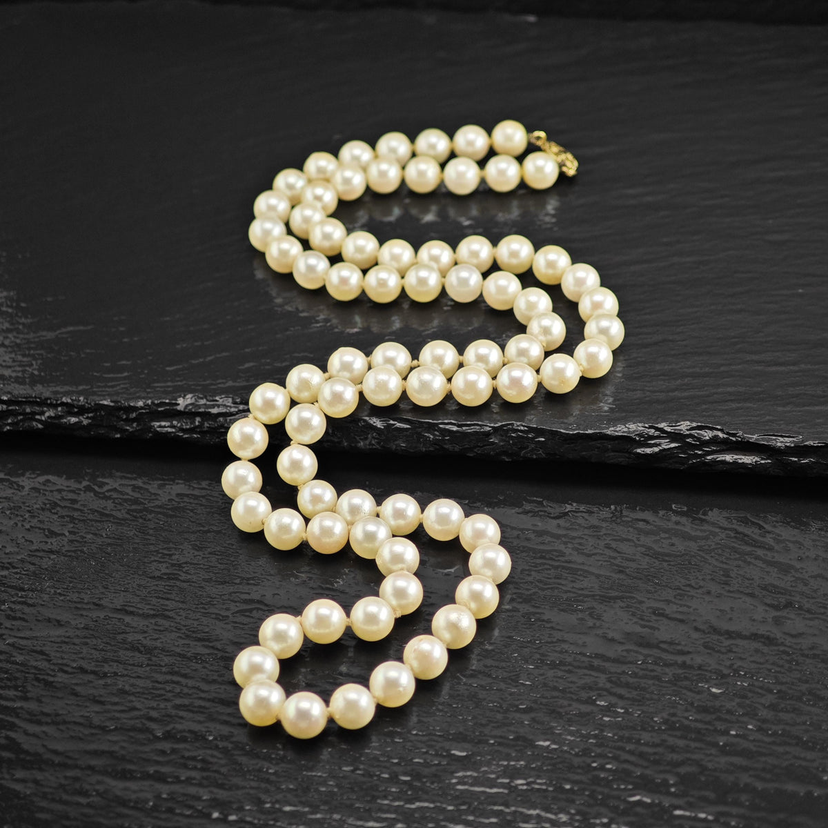 7mm White Pearl 14K Gold Clasp Beaded Necklace N2778