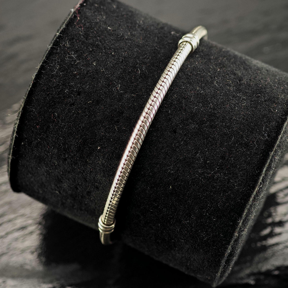 Vintage Pandora Sterling Silver Line Bracelet Sz 7" BR3182