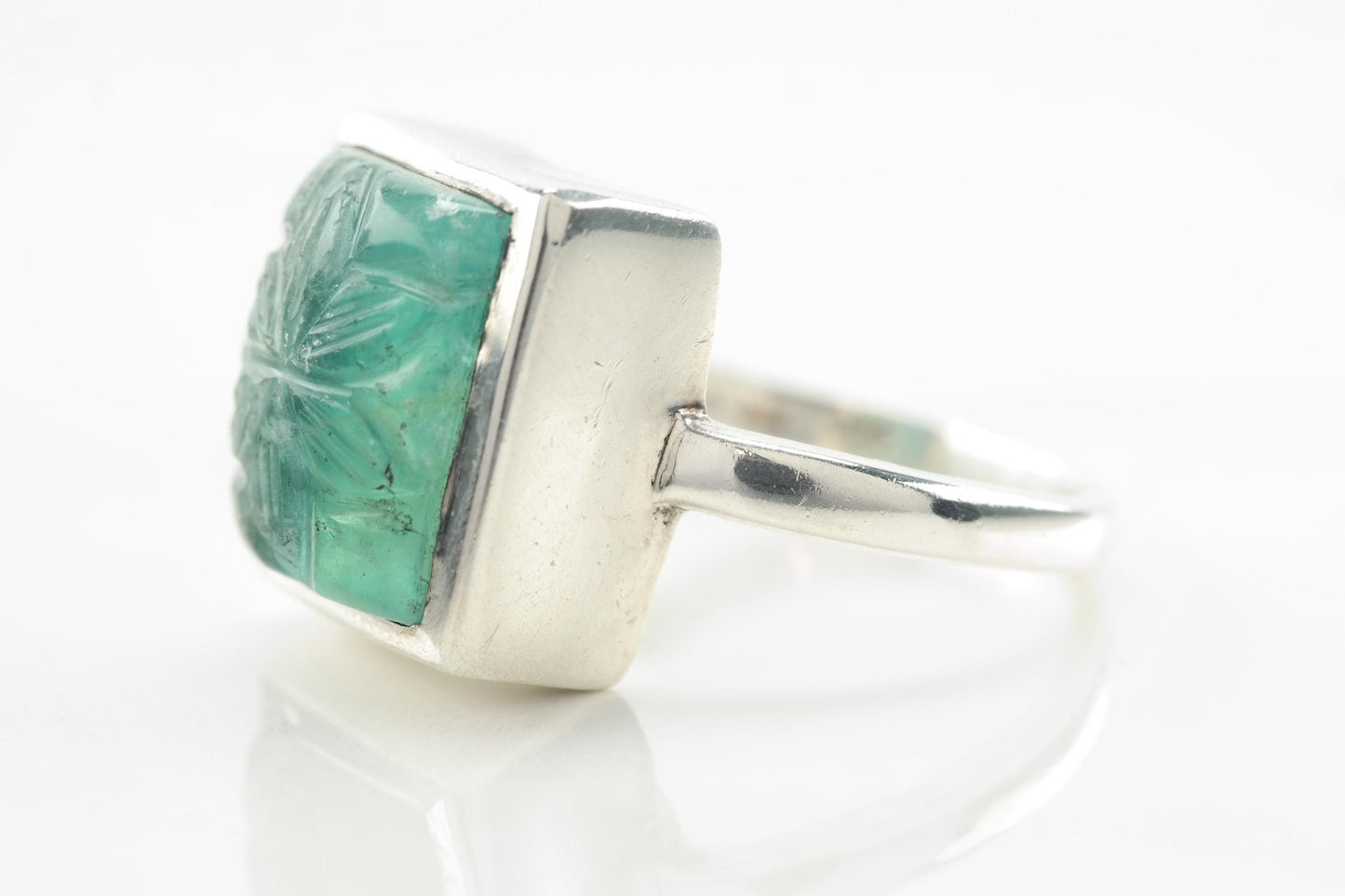 Vintage Carved Emerald Ring Sterling Silver Green Size 7