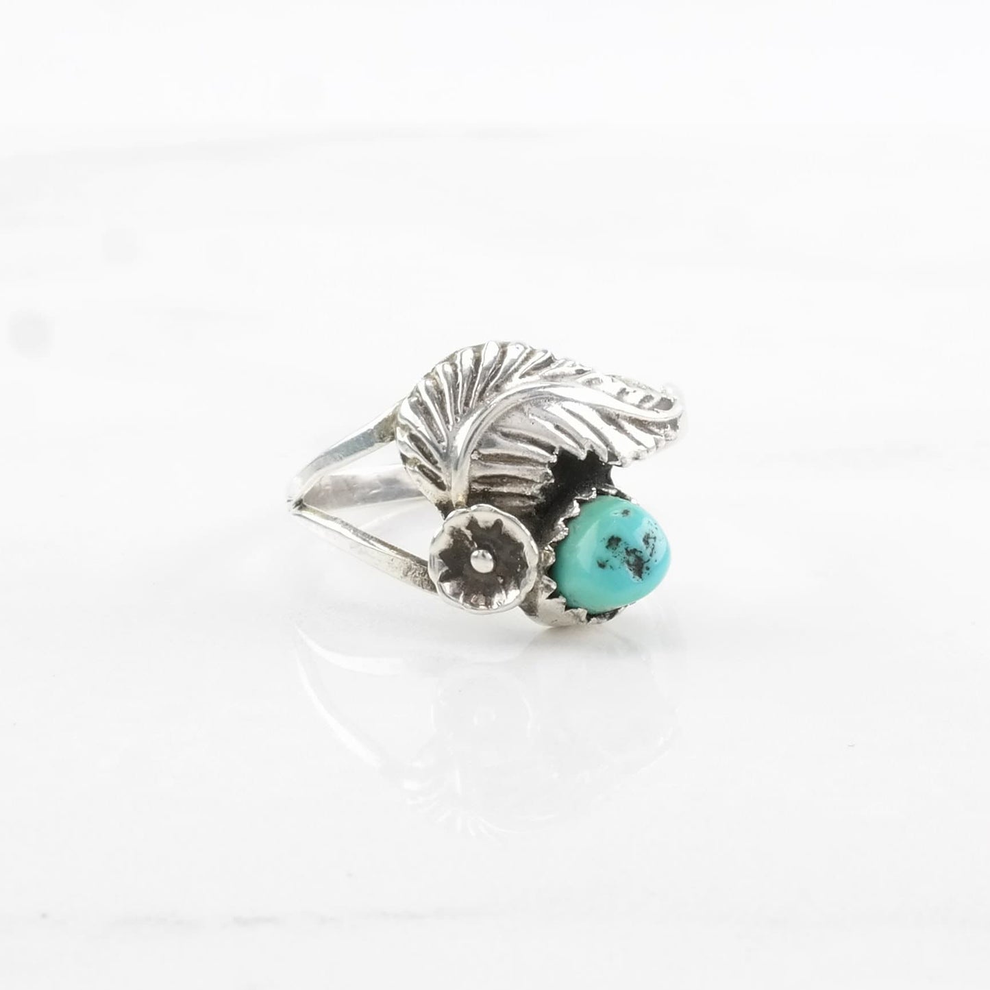 Native American Sterling Silver Ring, Turquoise Floral, Feather Blue Size 8