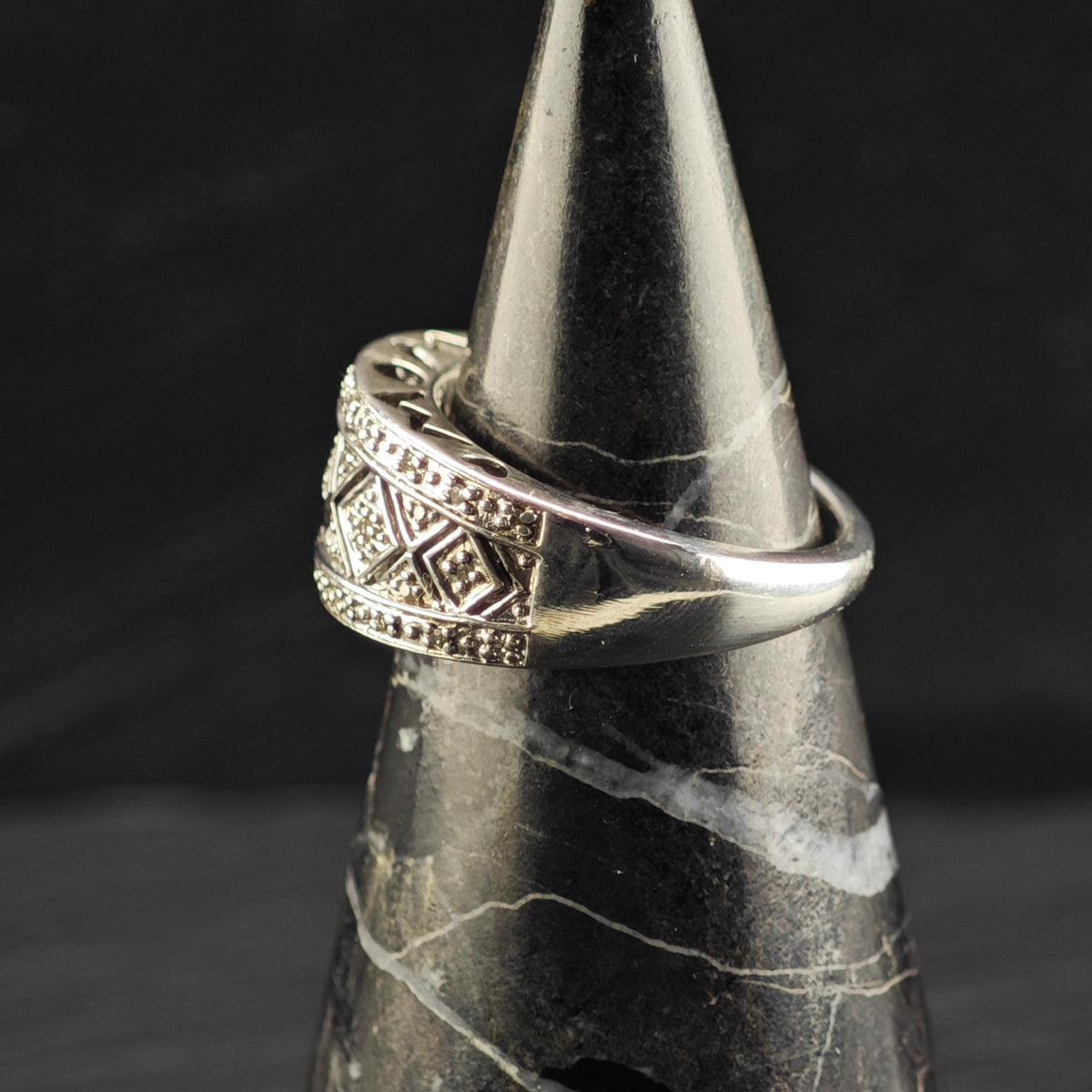 Diamond Mom Cut Out Band Sterling Silver Ring Sz 7R6845
