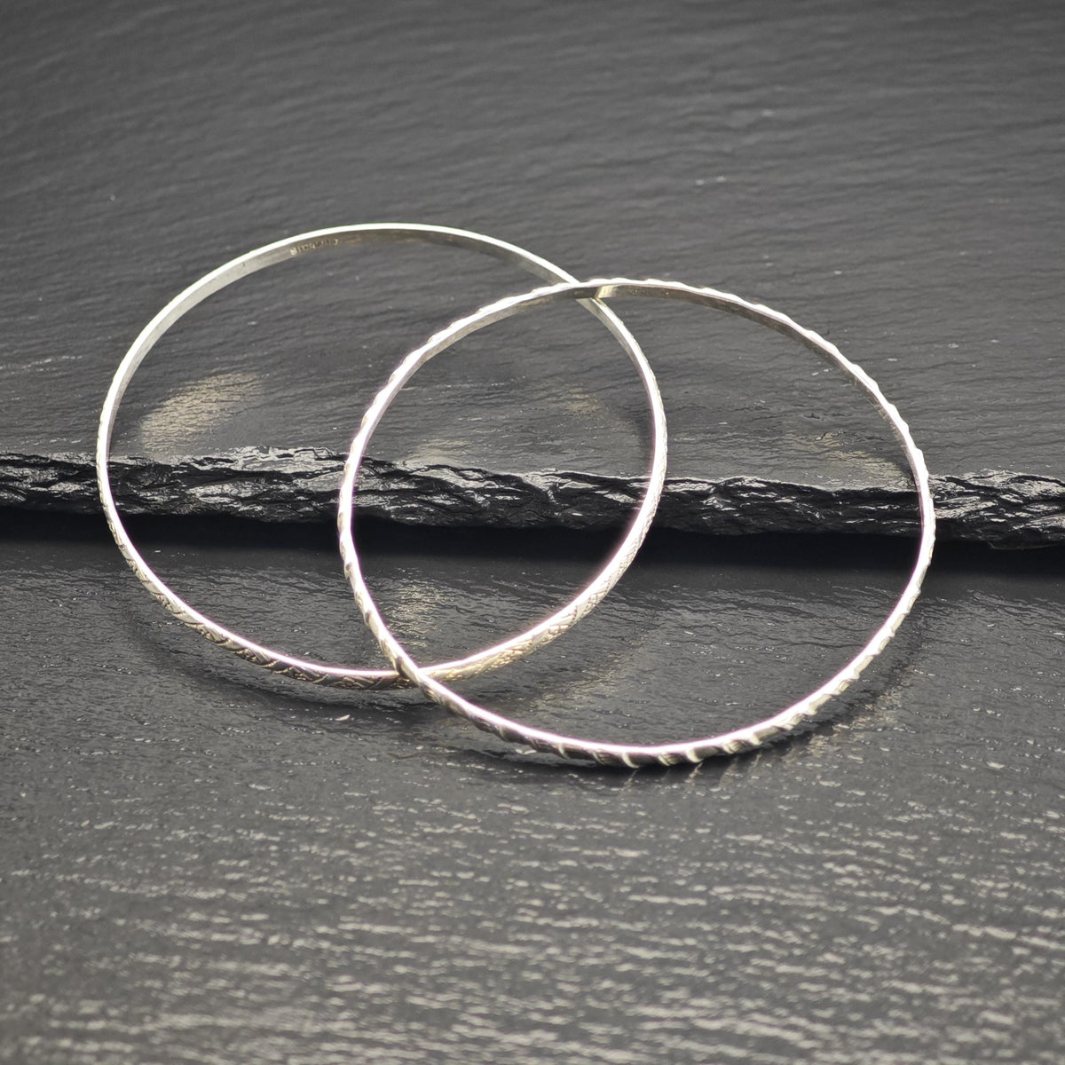 Choice of Repousse Sterling Silver Bangles Sz 8" BR3122