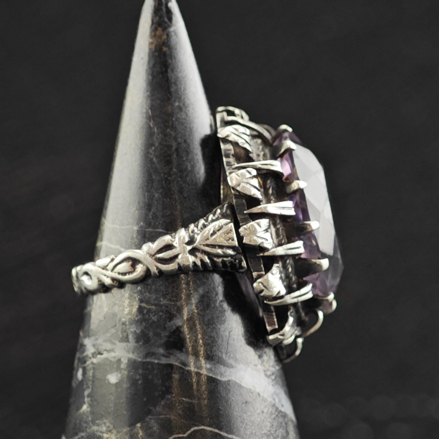 AS IS Mid Century Amethyst Sterling Silver Ring Sz 6 R6601