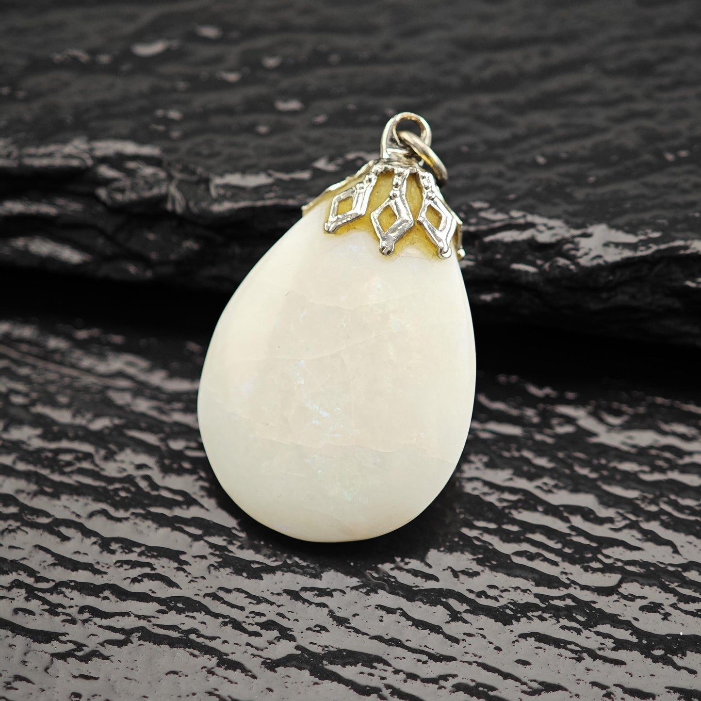 Natural Opal Teardrop Pendant 10ct in Silver Plate - Vintage Charm