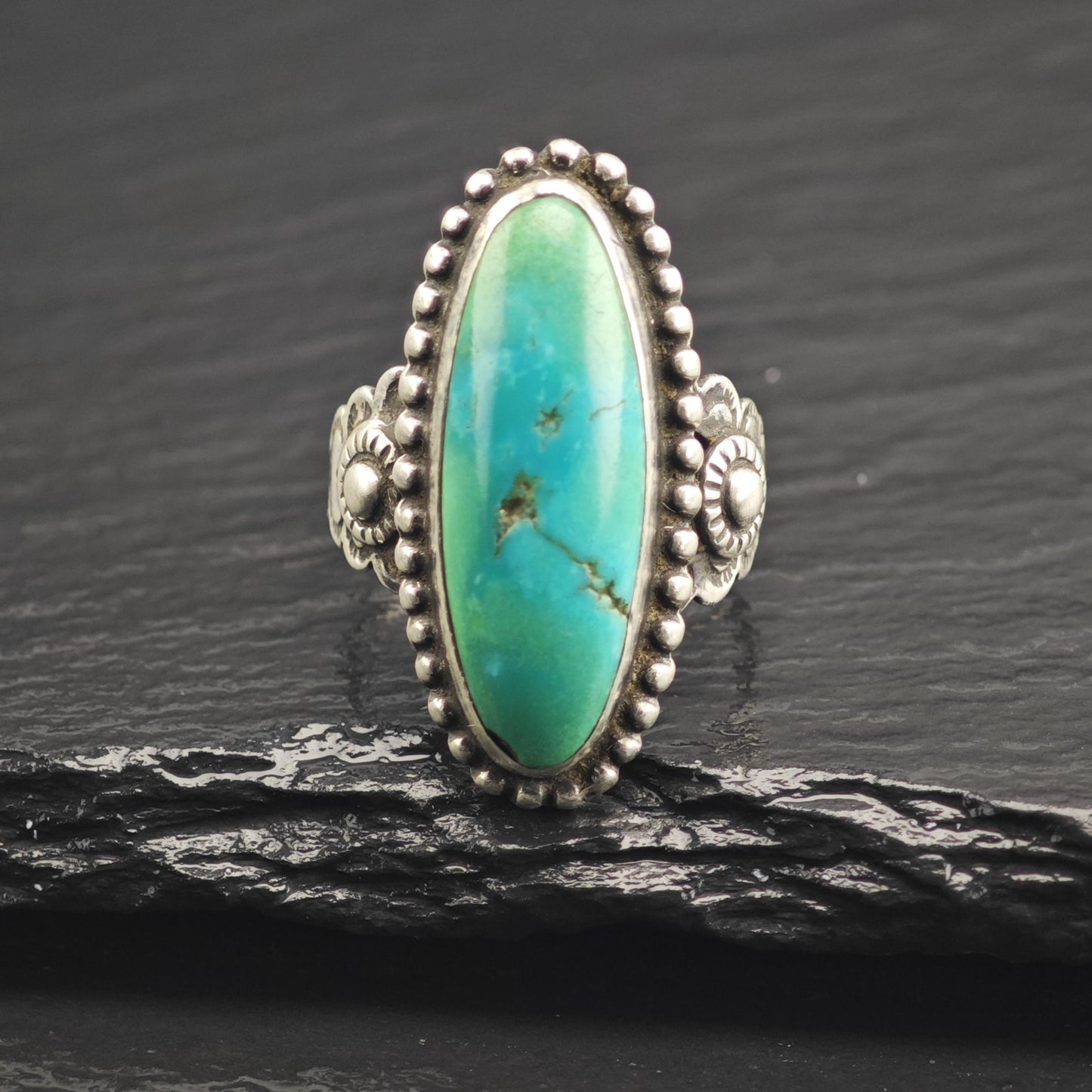 Vintage Native American Green Blue Turquoise Stamped Band Sterling Silver Ring Sz 6 1/2 R6661