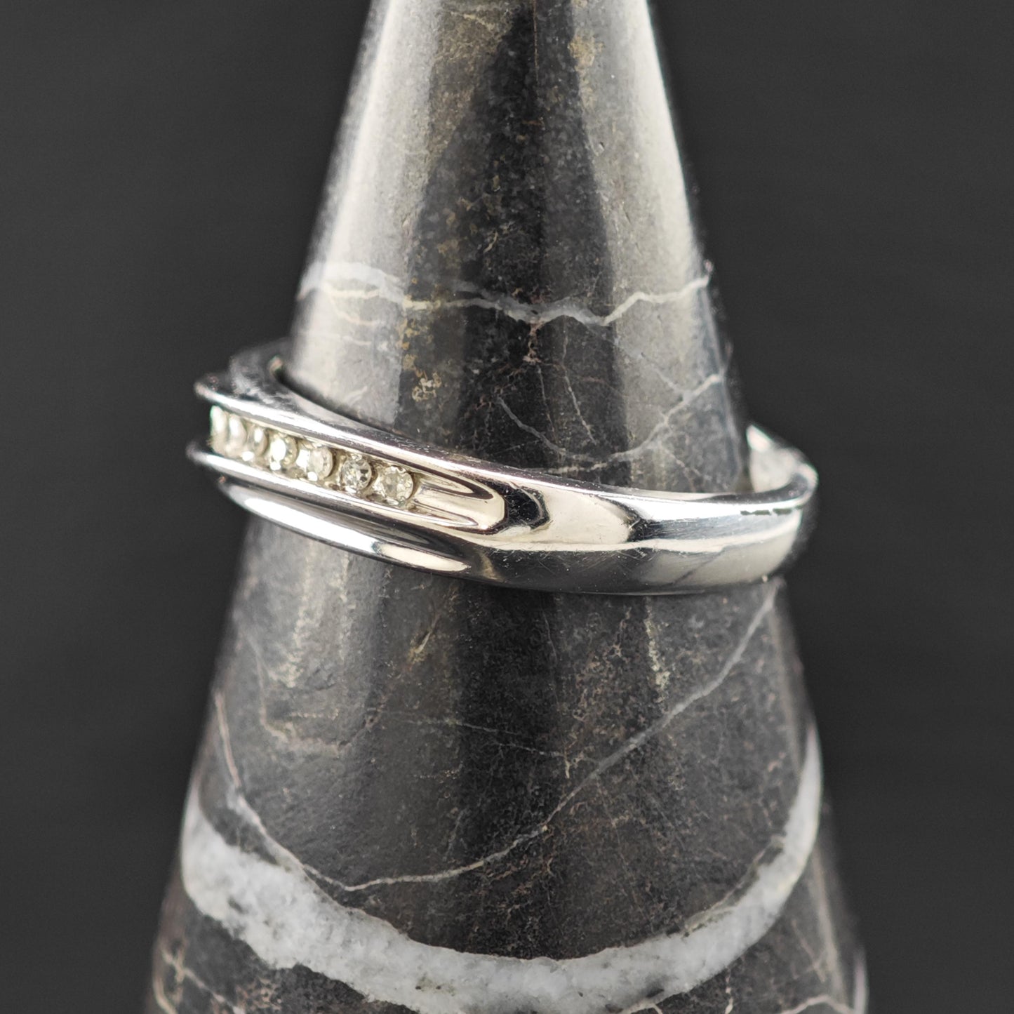 Sterling Silver 13 Diamond Band Ring Minimalist Style Size 7 R6182