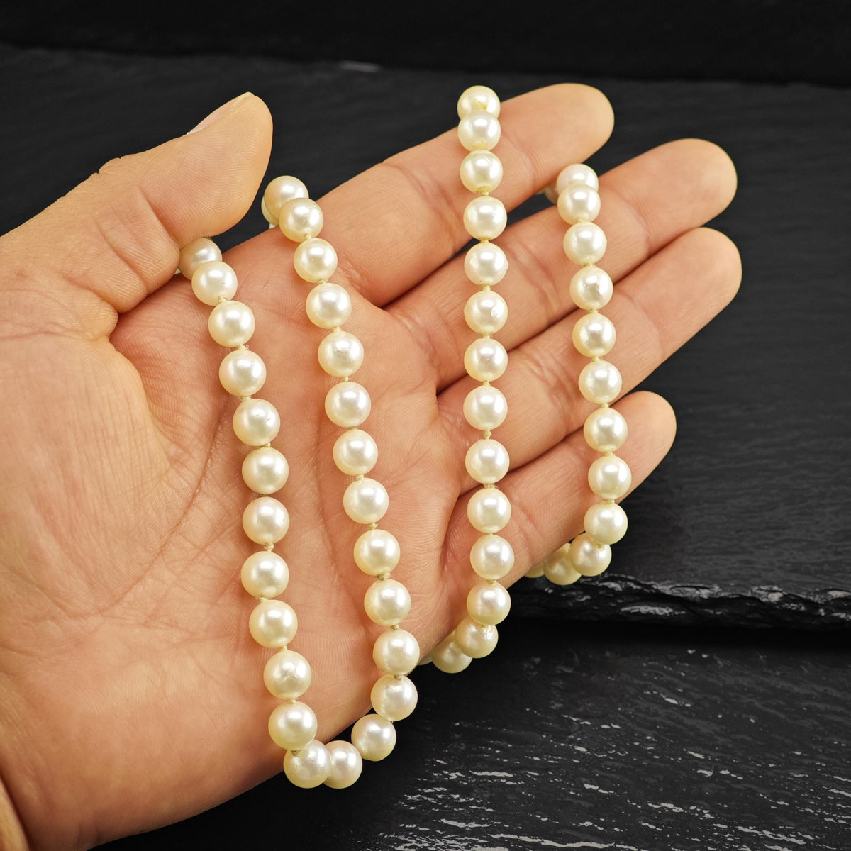 7mm White Pearl 14K Gold Clasp Beaded Necklace N2778
