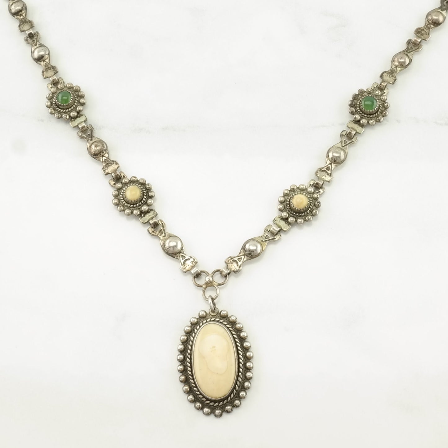 Fred Harvey Era Sterling Silver Green, Tan Nephrite Jade, Stone Floral Necklace