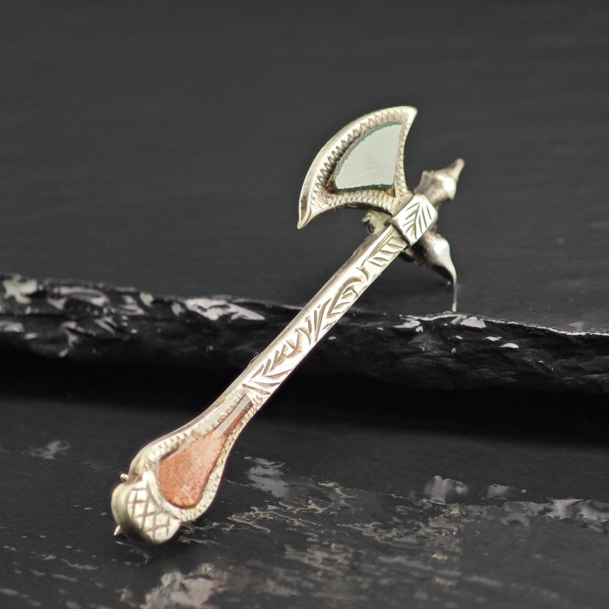 Scottish Agate Axe Sterling Silver Brooch B2237